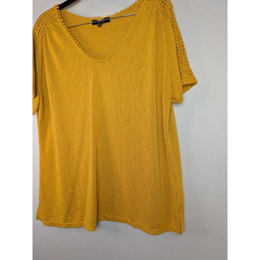 Modern Canvas Top Sz XL Gold Yellow Scalloped Lace Detail Short Sleeve Shirt